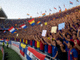 世界杯预选赛现场球迷热情助威的壮观场面