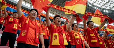 球迷在体育场内热情欢呼庆祝，挥舞旗帜和围巾