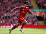 英超比赛现场 - 利物浦阿森纳战报配图